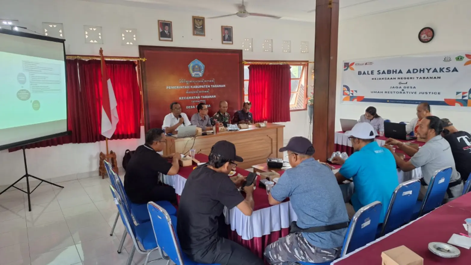Pemerintah Desa Subamia melaksanakan kegiatan pembekalan bagi Tim Verifikasi dan Tim Penyusun Rencana Kerja Pemerintah (RKP) Desa Tahun 2027